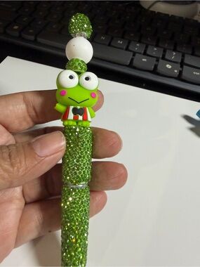 Green Frog Decorative Crystal Ballpoint Pen